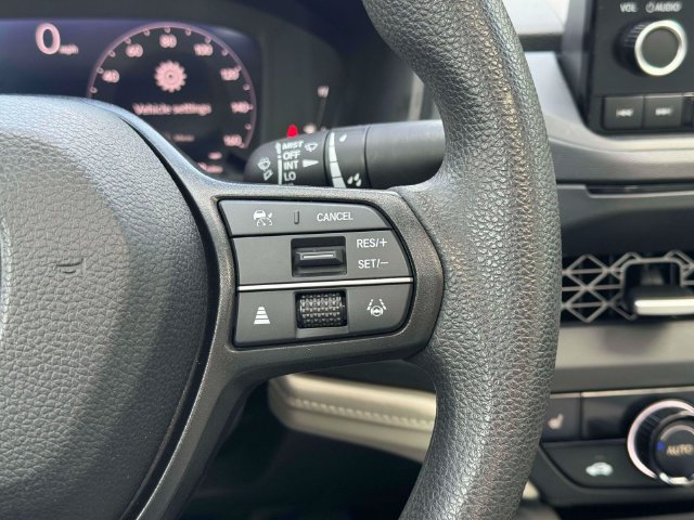 Used 2023 Honda Accord EX image 27