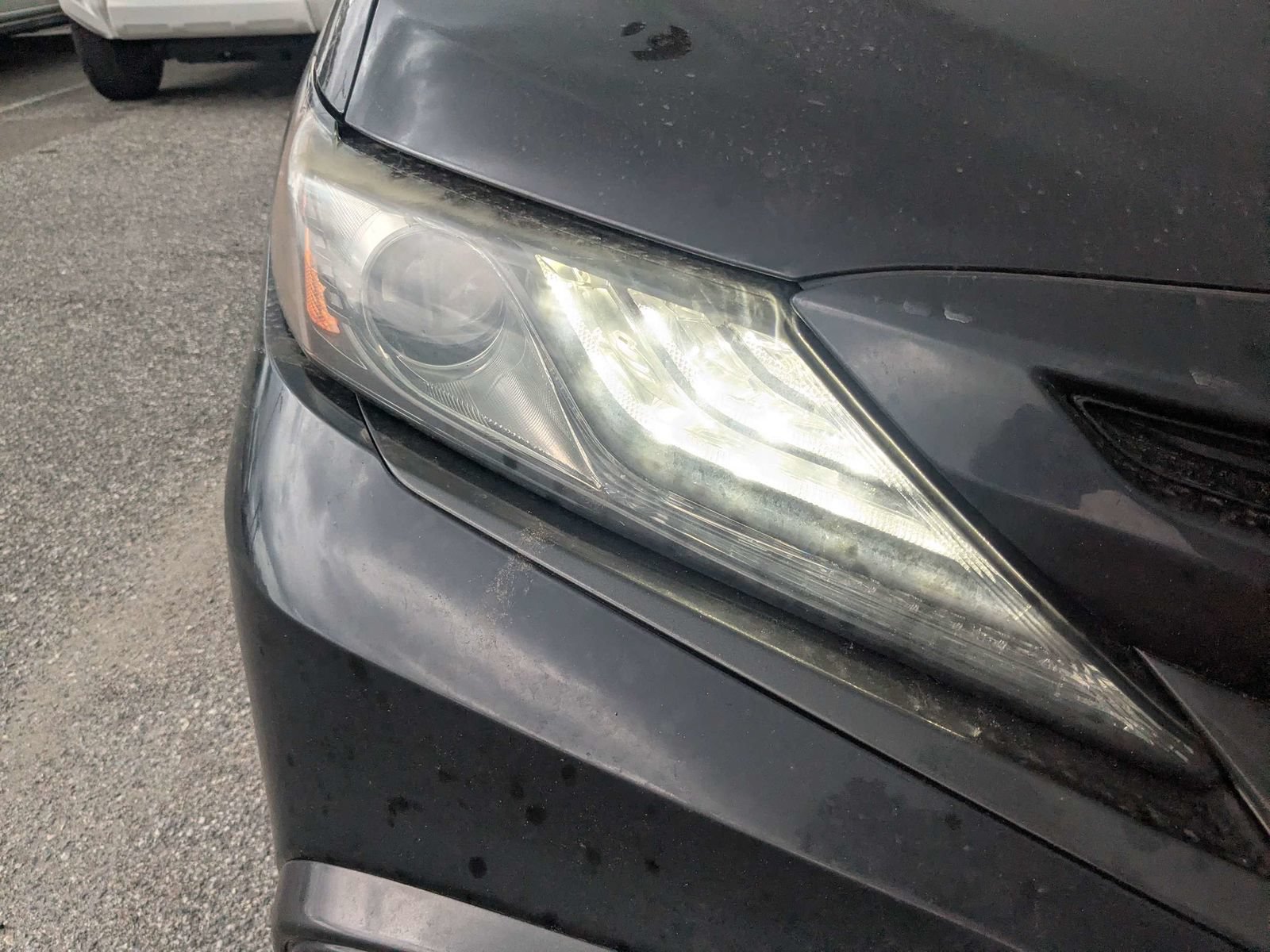 Used 2022 Toyota Camry XSE FWD image 10