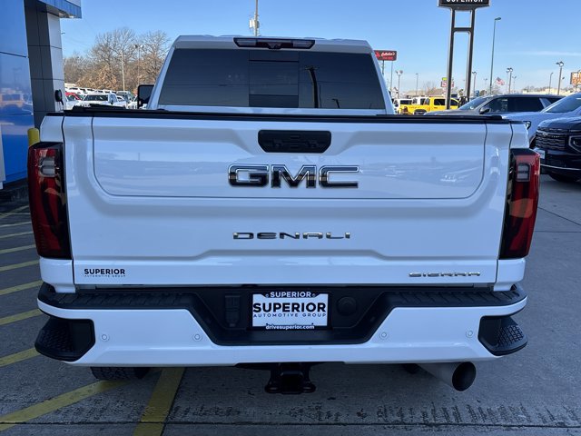 Used 2024 GMC Sierra 2500 Denali Ultimate image 4