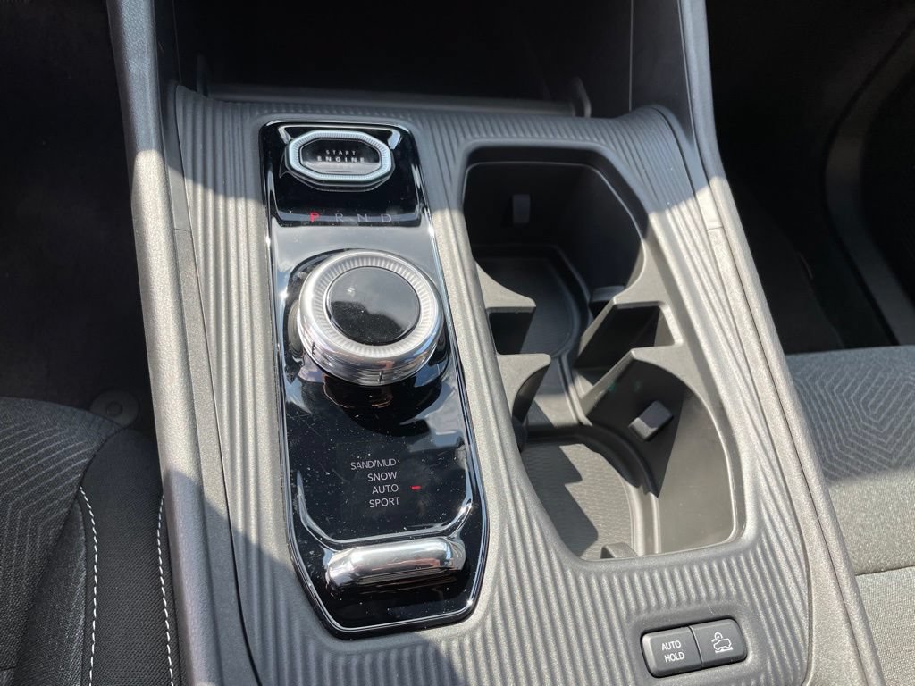 New 2026 Jeep Cherokee Laredo AWD/4WD image 17