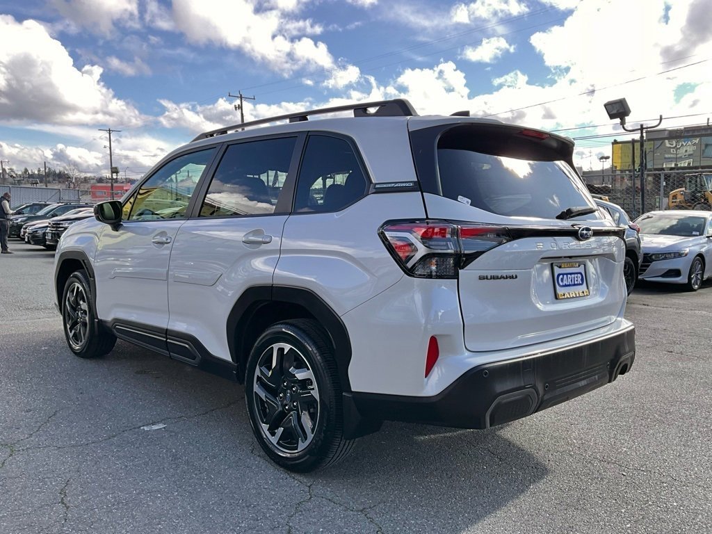 Certified 2025 Subaru Forester Limited image 7