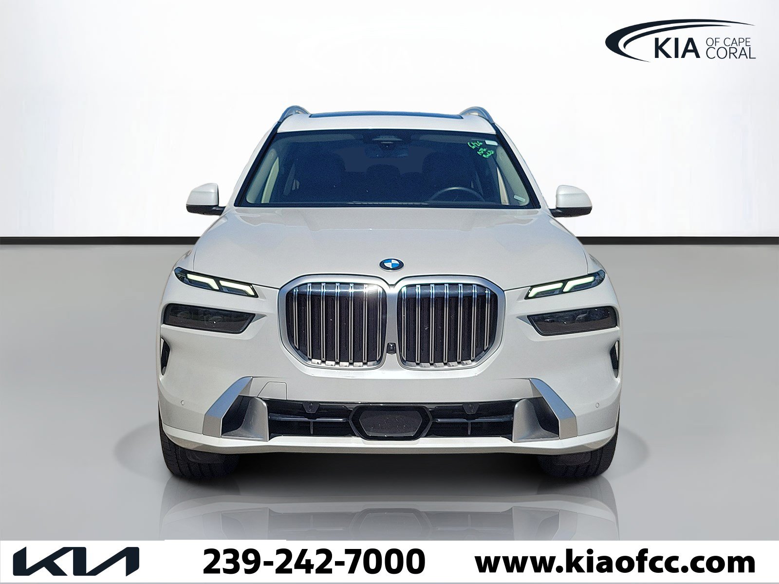 Used 2026 BMW X7 xDrive40i AWD/4WD image 2