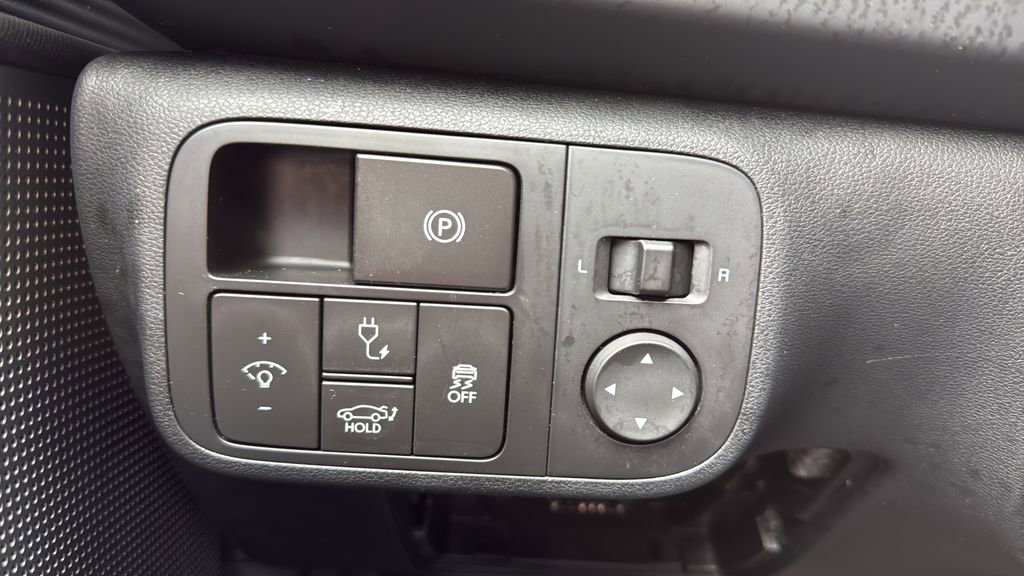 Used 2024 Hyundai Ioniq 6 SEL AWD/4WD image 21