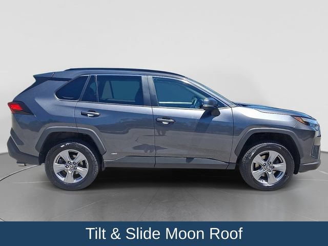 Used 2023 Toyota RAV4 XLE w/ Convenience Package AWD/4WD image 9