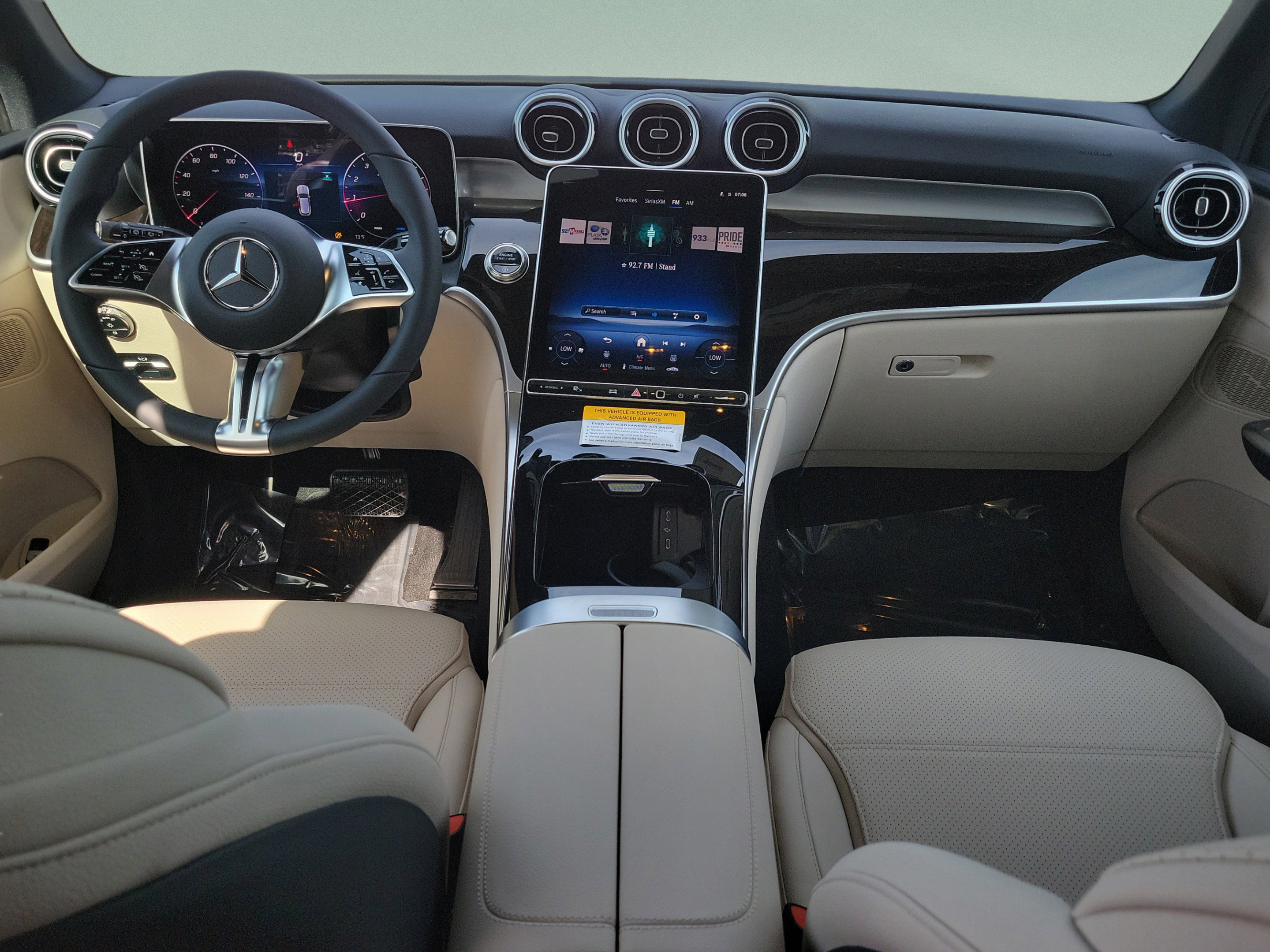 Used 2026 Mercedes-Benz GLC 300 image 22