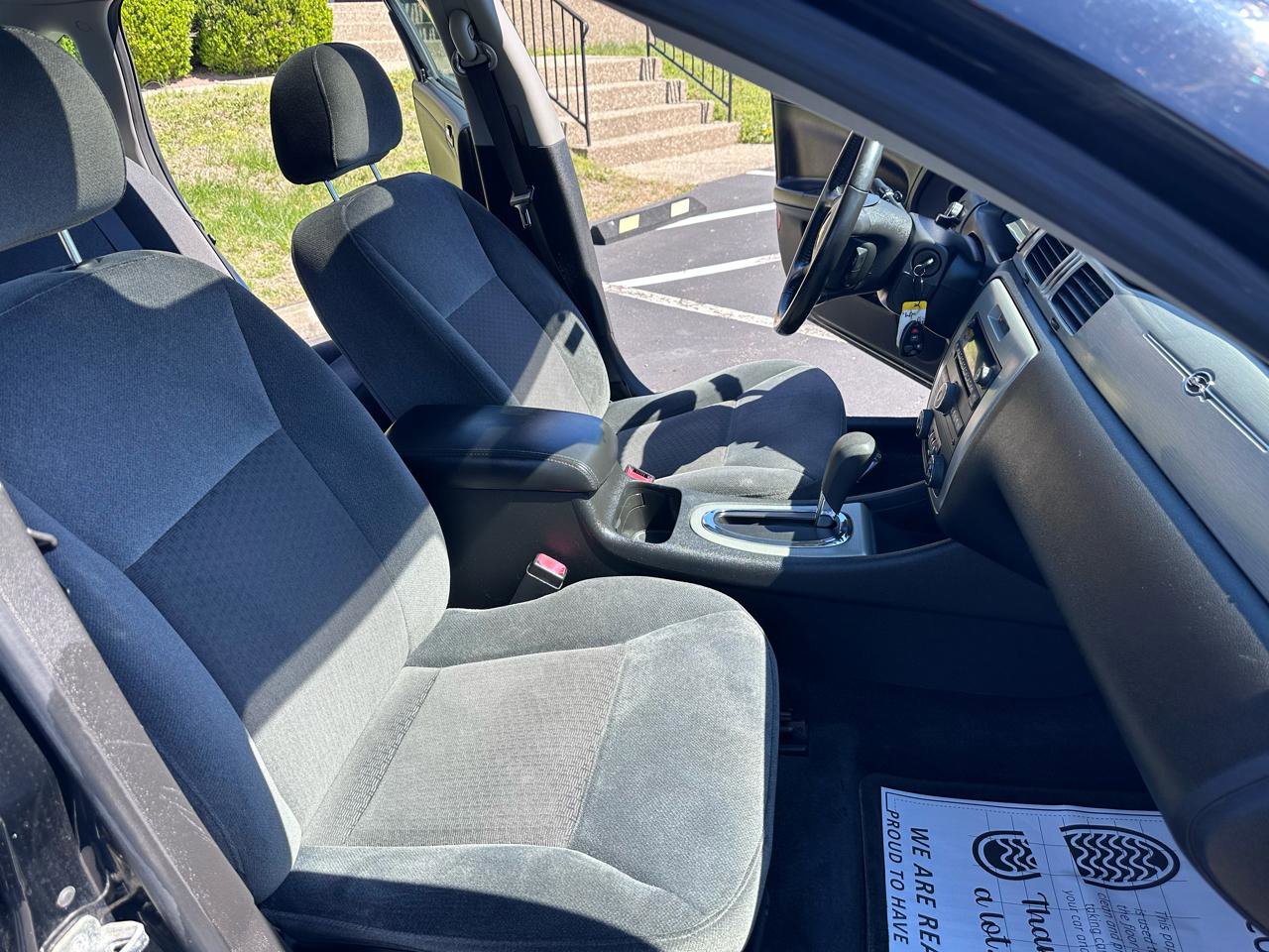 Used 2008 Chevrolet Impala LT FWD image 24