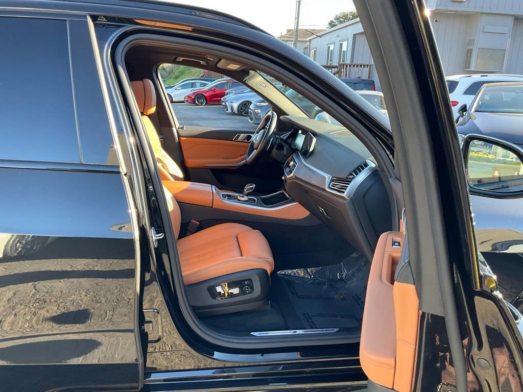 Used 2021 BMW X5 xDrive45e w/ M Sport Package AWD/4WD image 65