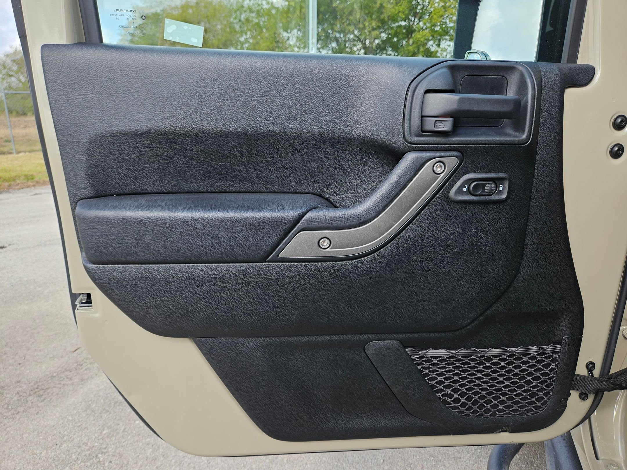 Used 2018 Jeep Wrangler Unlimited Sport S image 11