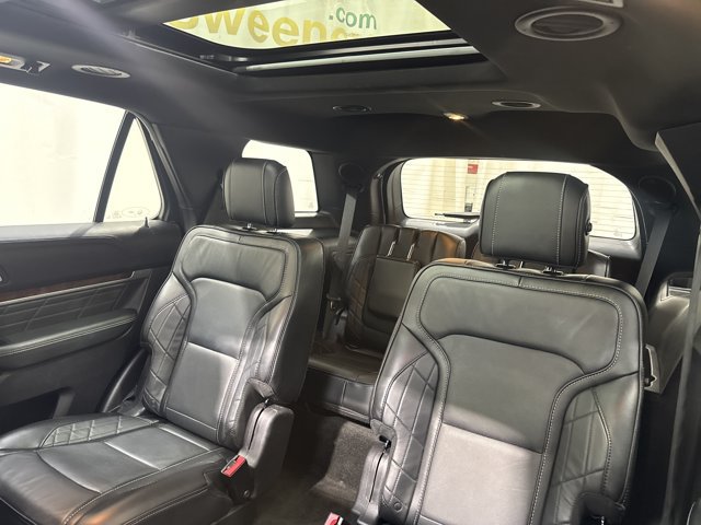 Used 2016 Ford Explorer Platinum AWD/4WD image 13