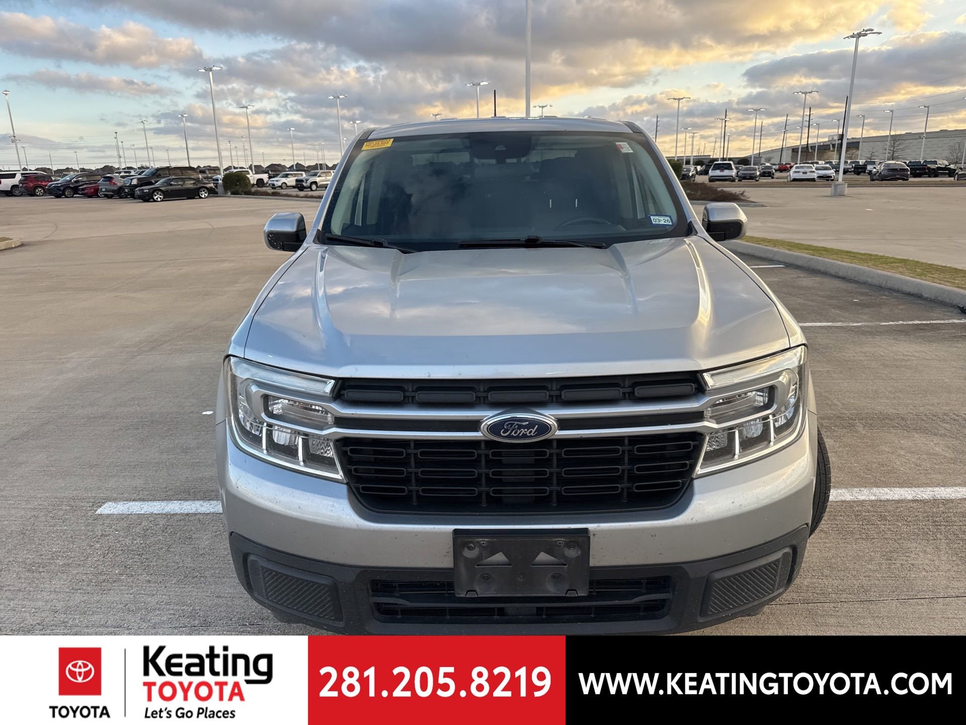 Used 2022 Ford Maverick Lariat image 2