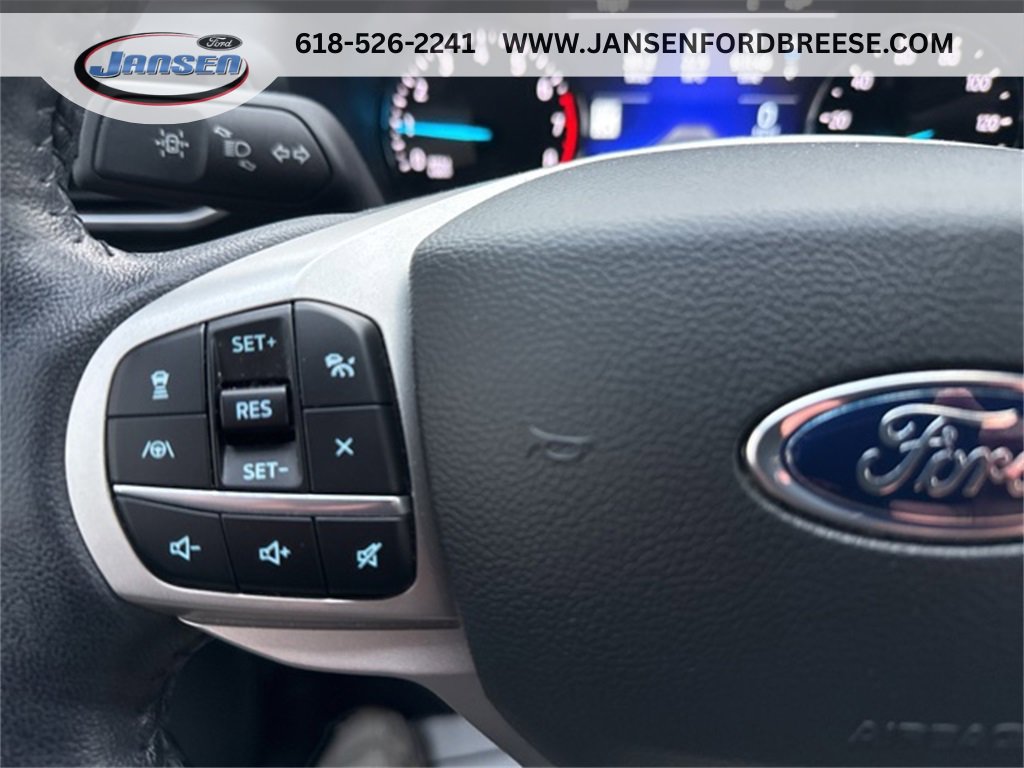 Used 2022 Ford Explorer Limited w/ Equipment Group 301A image 17