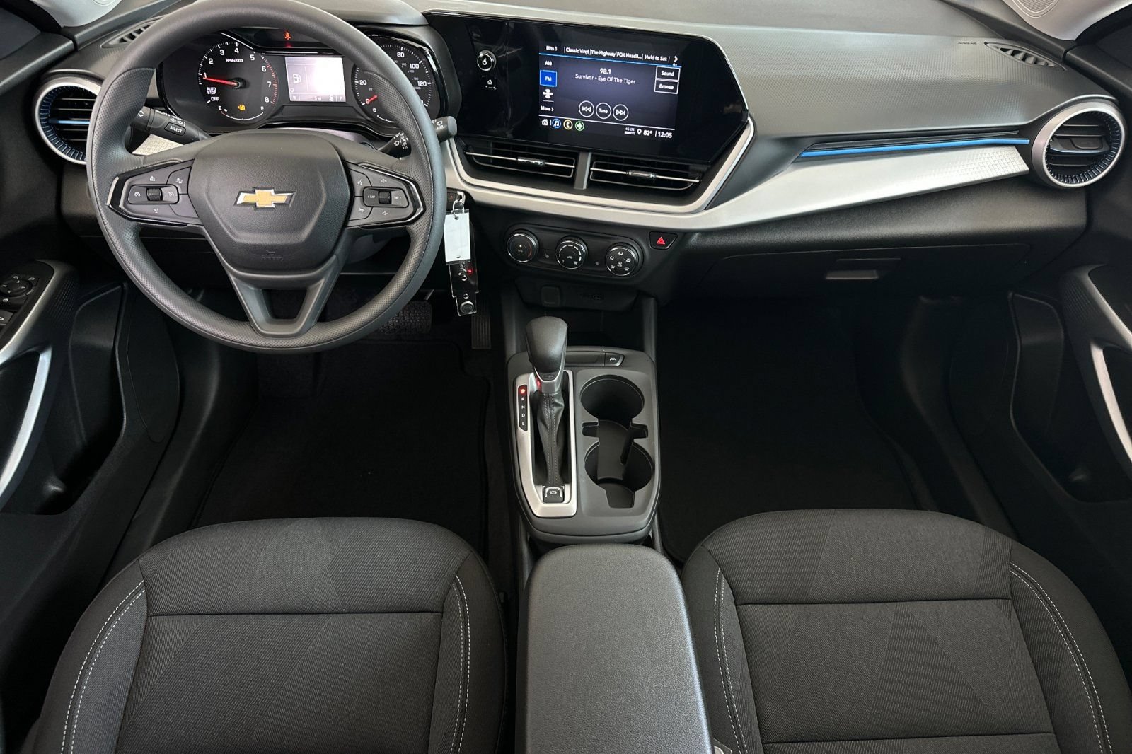 New 2026 Chevrolet Trax LS w/ LS Convenience Package FWD image 13