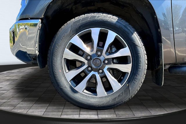 Used 2019 Toyota Tundra Limited RWD image 33