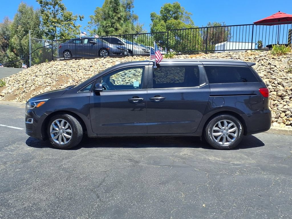 Used 2019 Kia Sedona EX FWD image 3