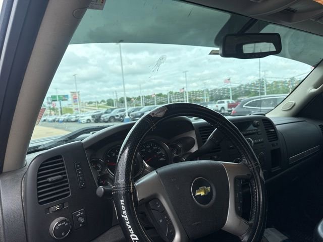 Used 2013 Chevrolet Silverado 2500 LT w/ Interior Plus Package AWD/4WD image 36