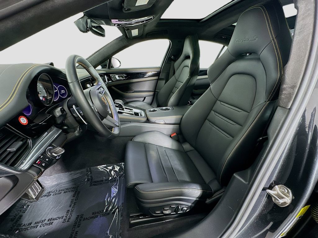 Used 2023 Porsche Panamera Turbo S image 5