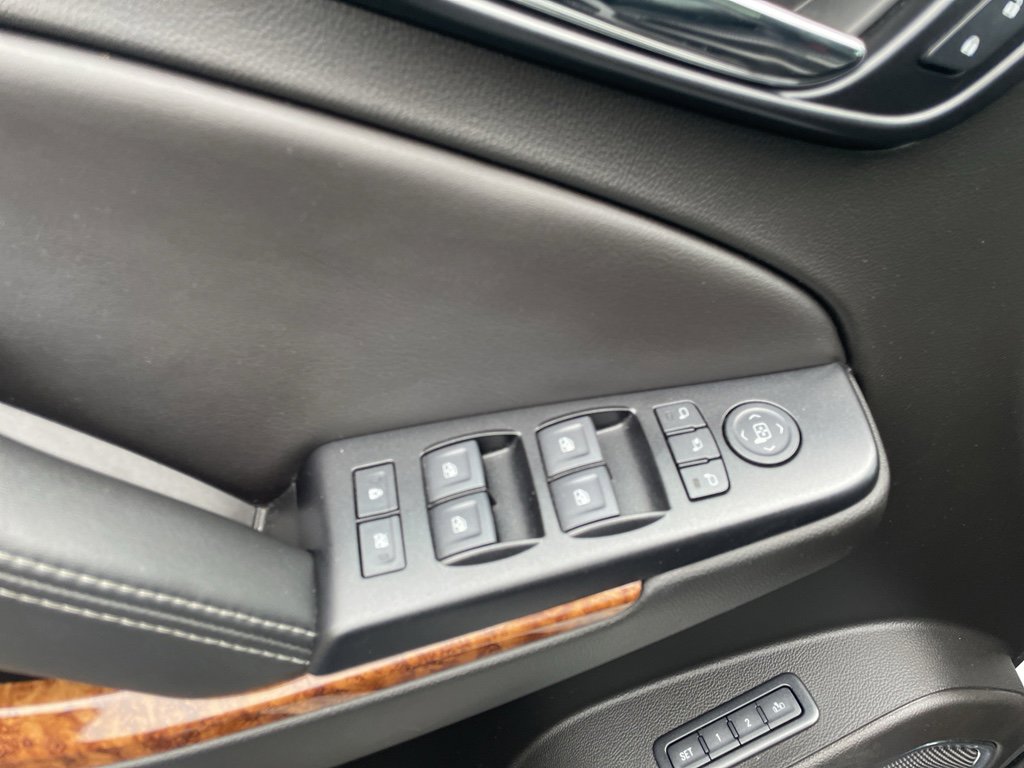 Used 2018 Chevrolet Tahoe Premier image 16