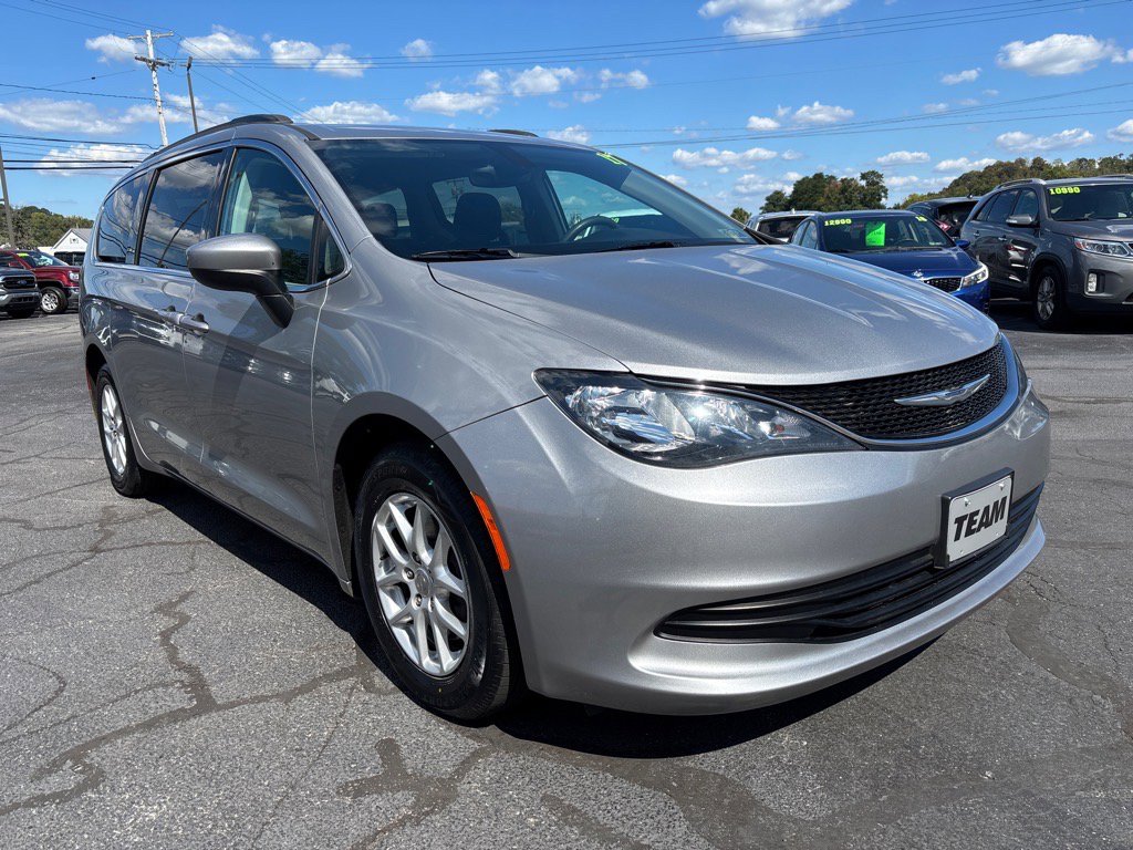Used 2017 Chrysler Pacifica LX