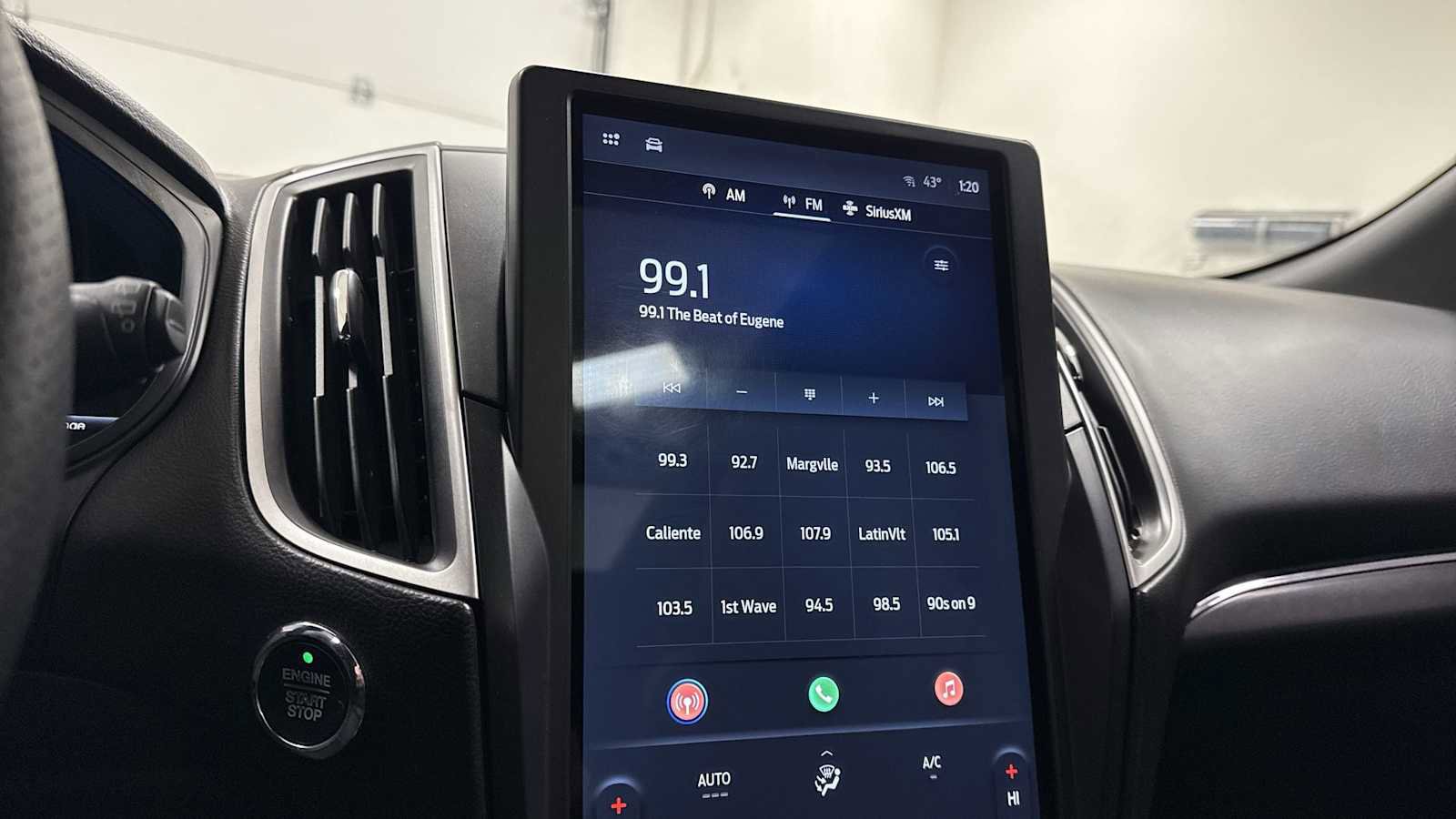 Used 2022 Ford Edge ST-Line image 18