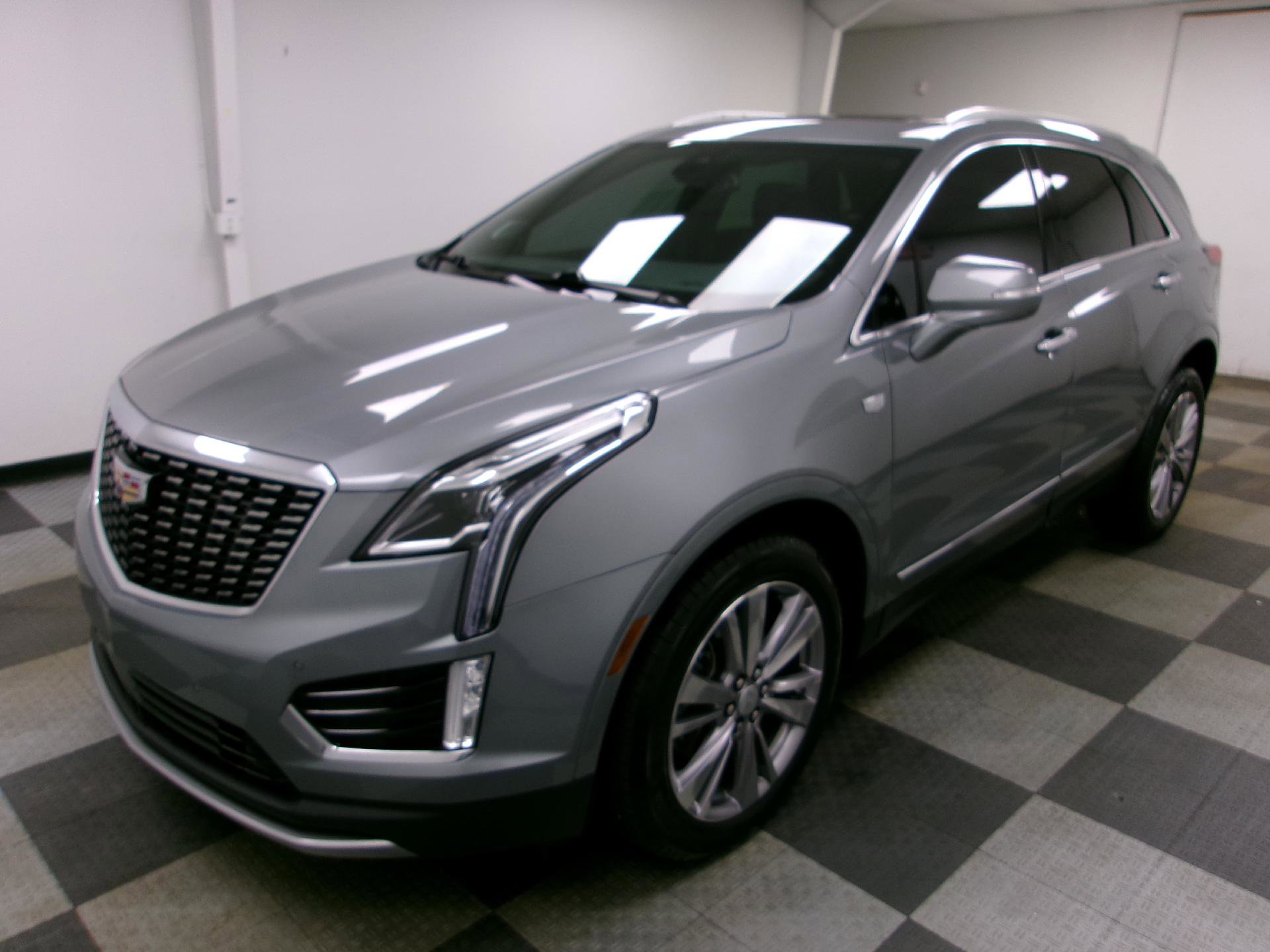 Used 2023 Cadillac XT5 Premium Luxury image 1