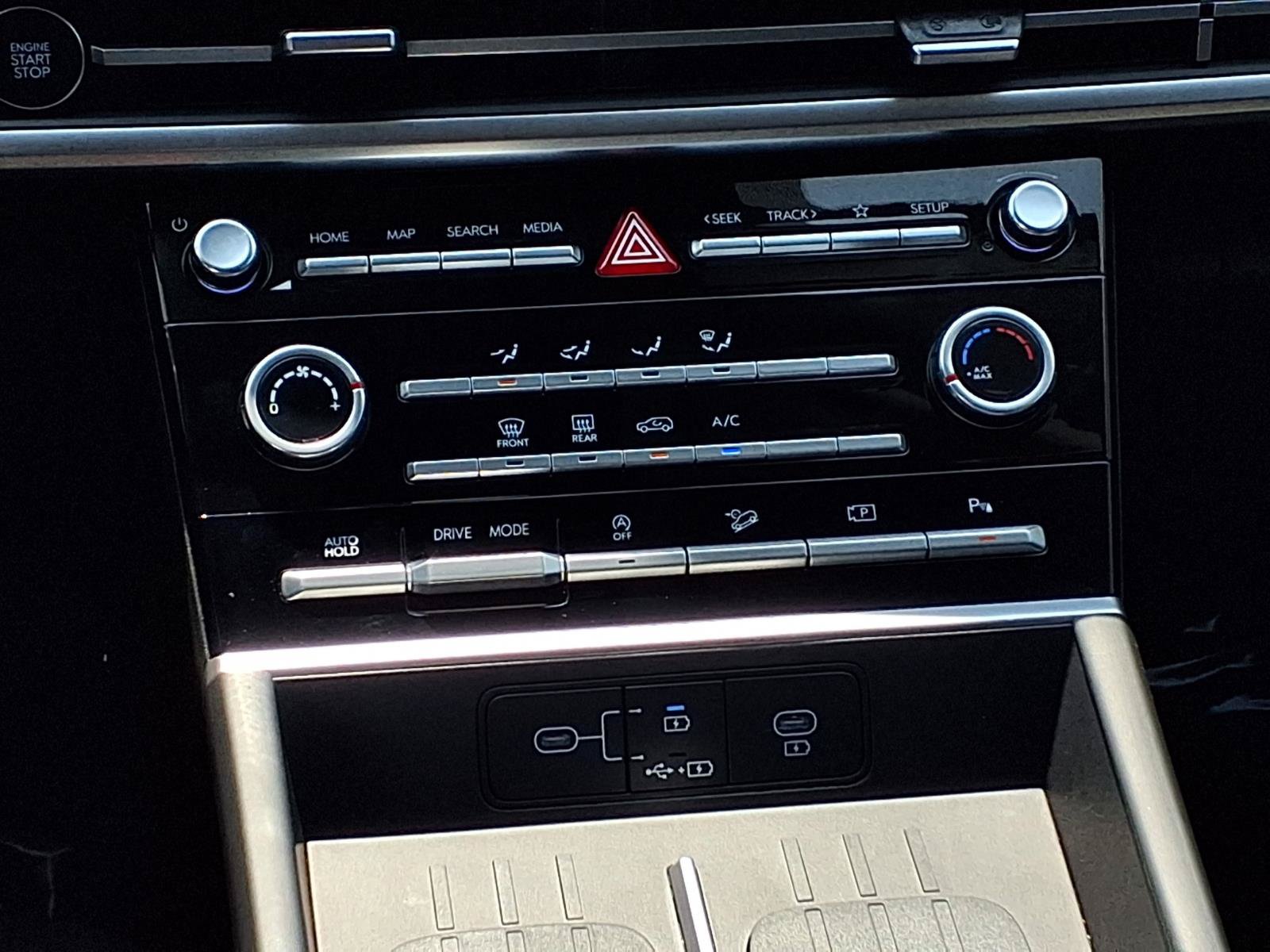 Certified 2026 Hyundai Santa Fe SE FWD image 15
