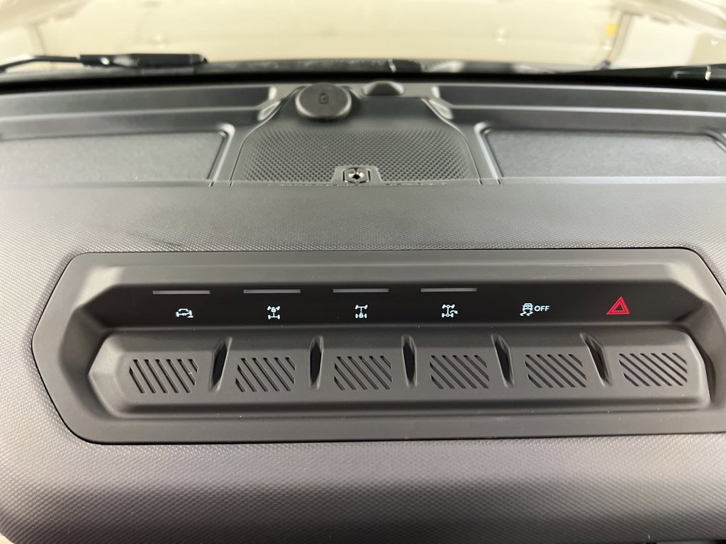 New 2026 Ford Bronco Badlands image 25