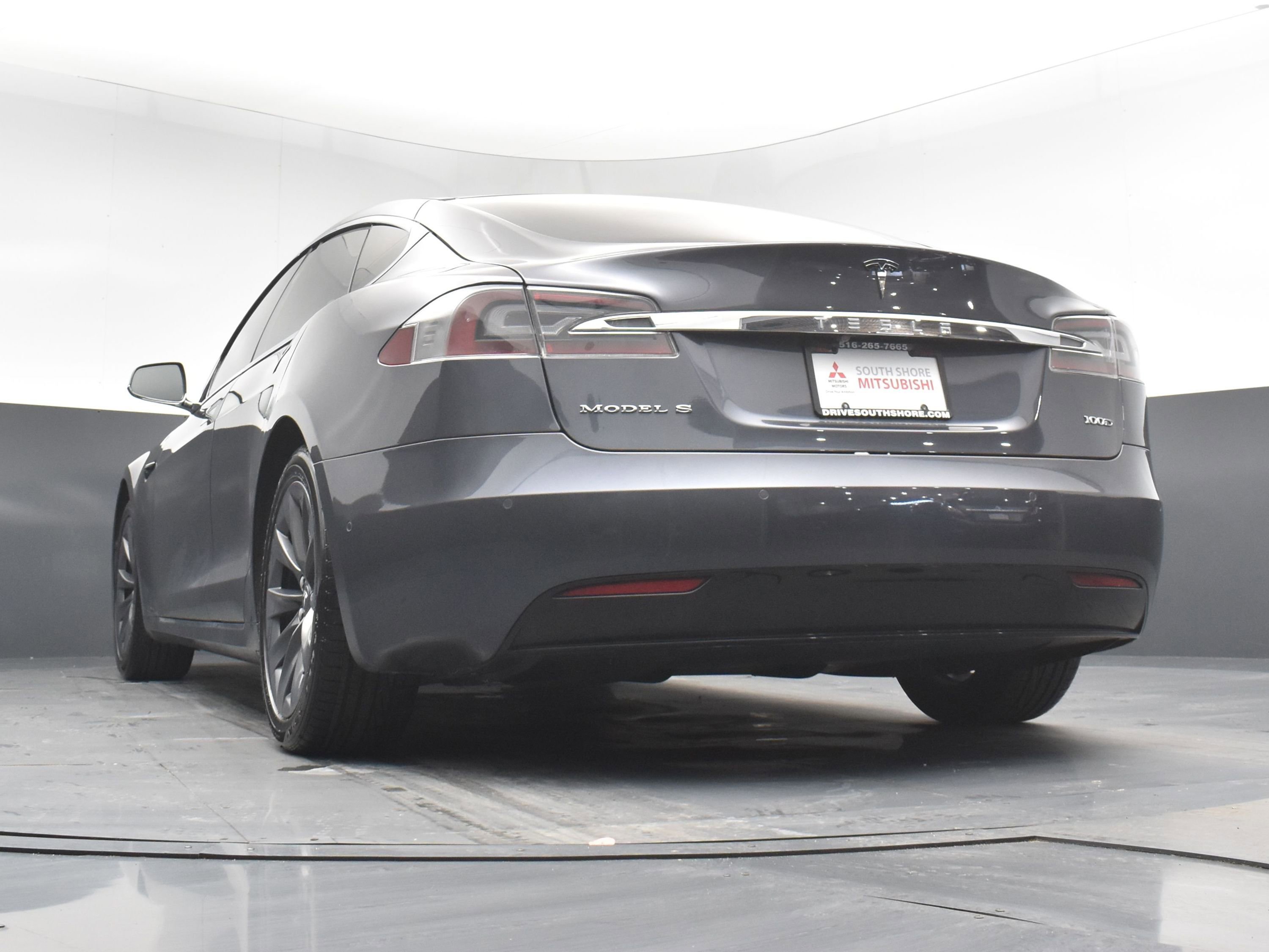 Used 2018 Tesla Model S AWD image 22