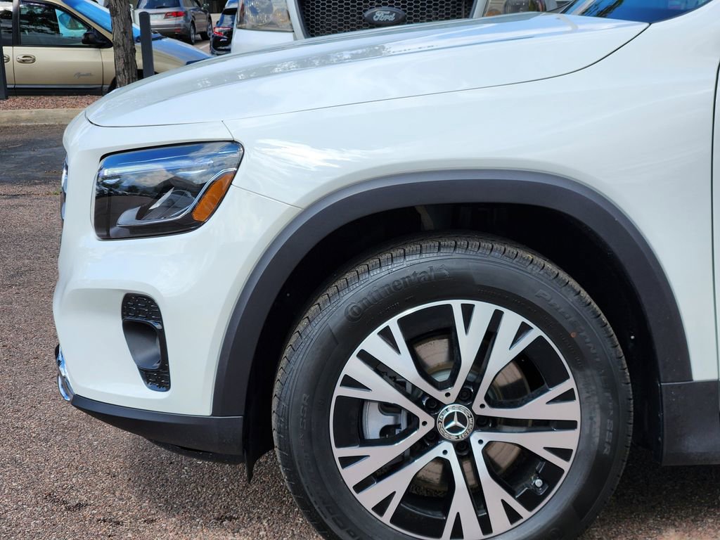 New 2026 Mercedes-Benz GLB 250 4MATIC image 9