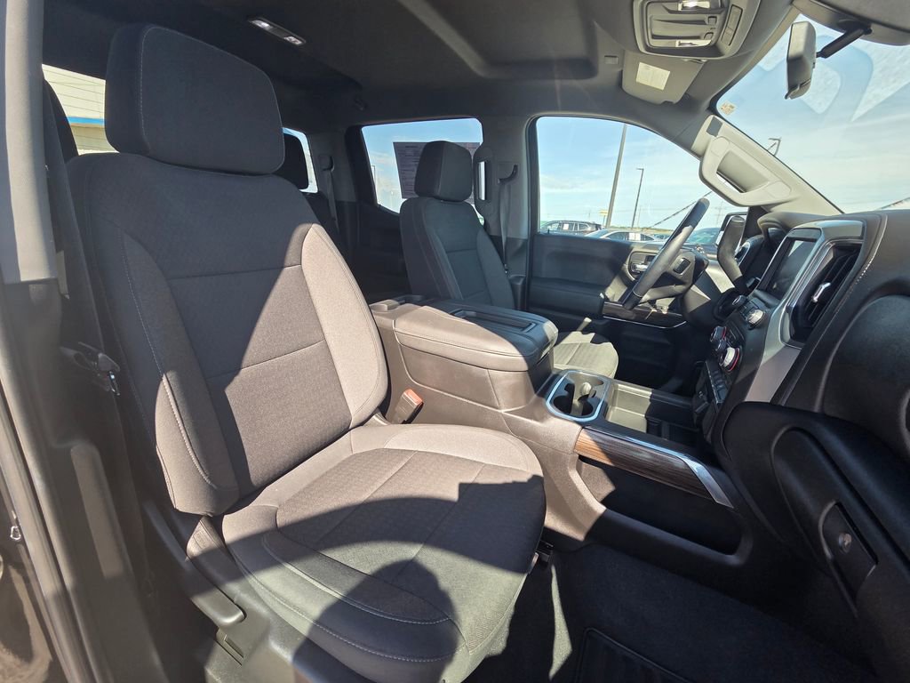 Used 2022 Chevrolet Silverado 1500 RST w/ Redline Edition AWD/4WD image 27