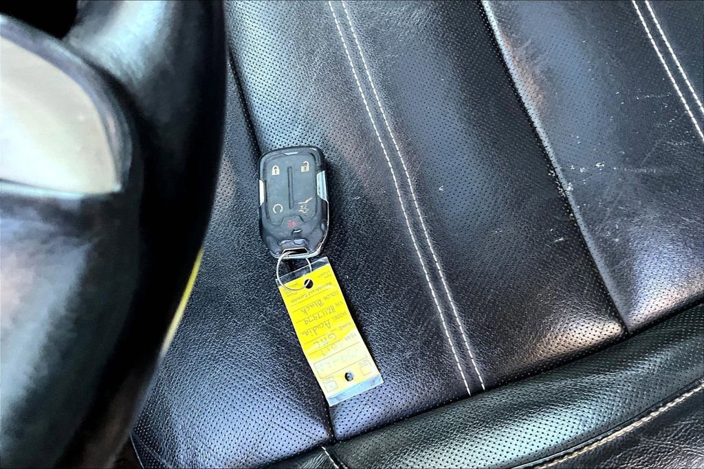 Used 2017 GMC Acadia Denali w/ Technology Package image 9