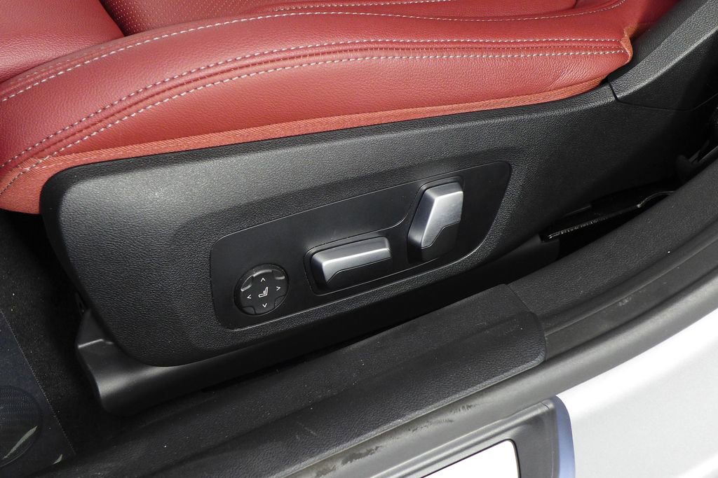 Used 2023 BMW i4 eDrive35 w/ Premium Package RWD image 23