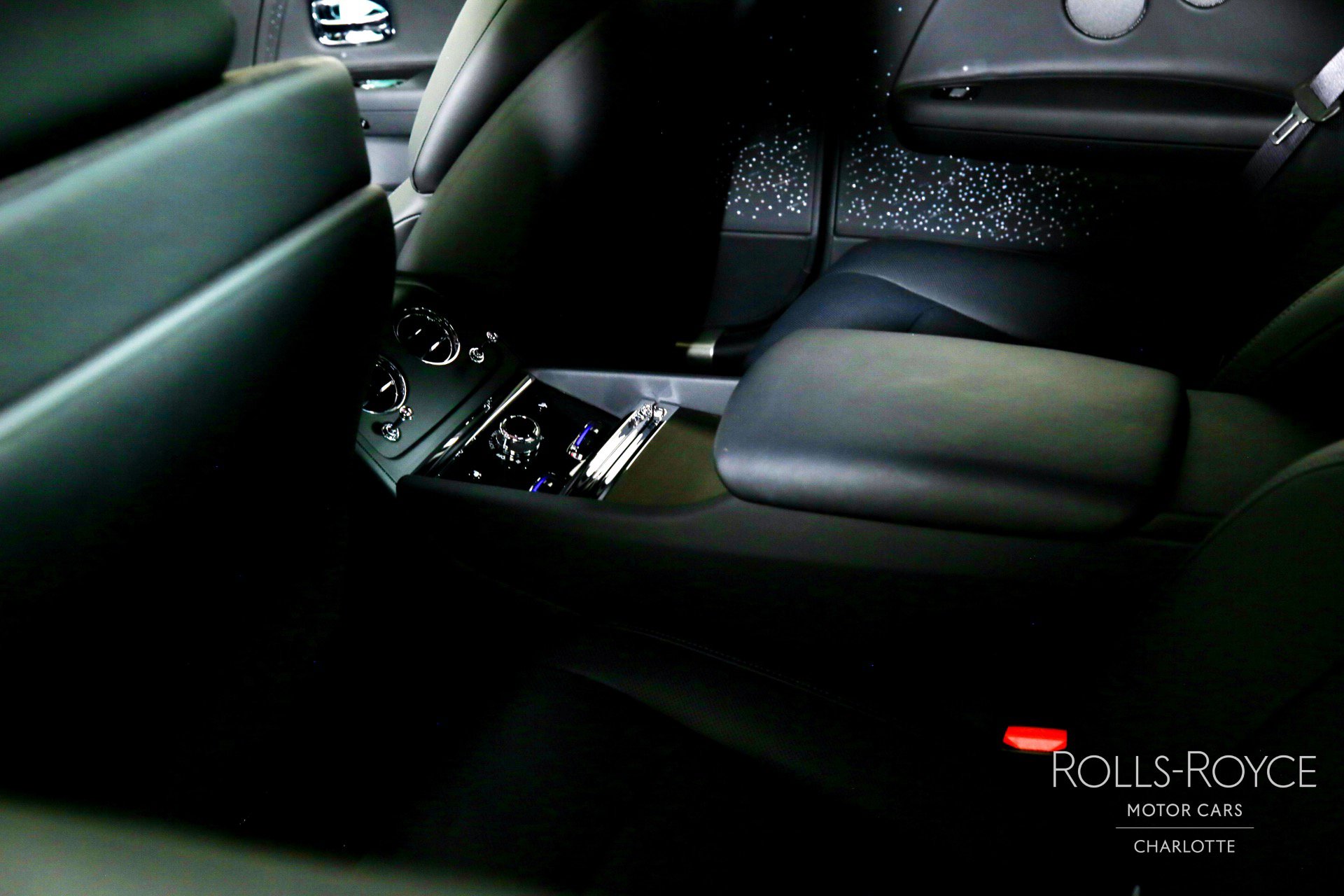 Used 2025 Rolls-Royce Spectre w/ Spectre Launch Package image 19