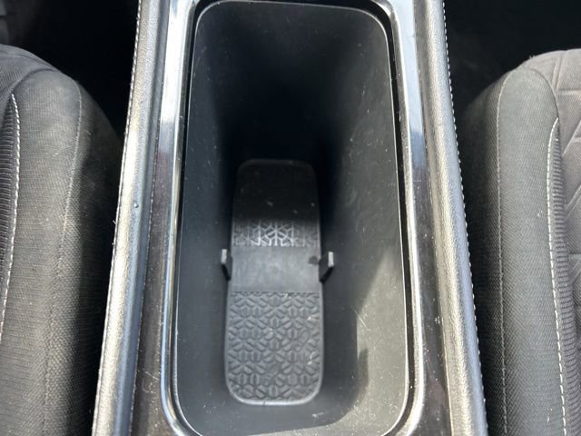 Used 2021 Nissan Kicks SV FWD image 29