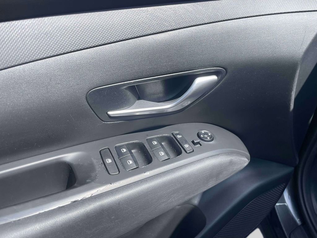 Used 2022 Hyundai Tucson SEL AWD/4WD image 17