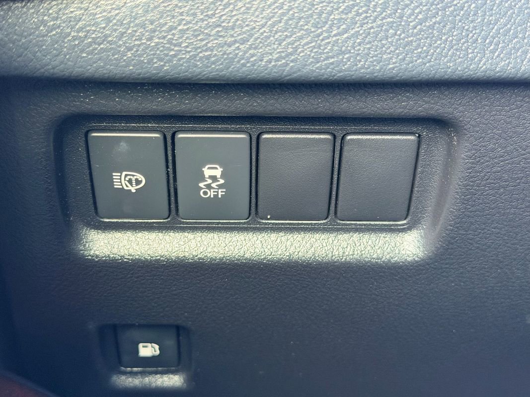 Used 2017 Lexus GX 460 image 37