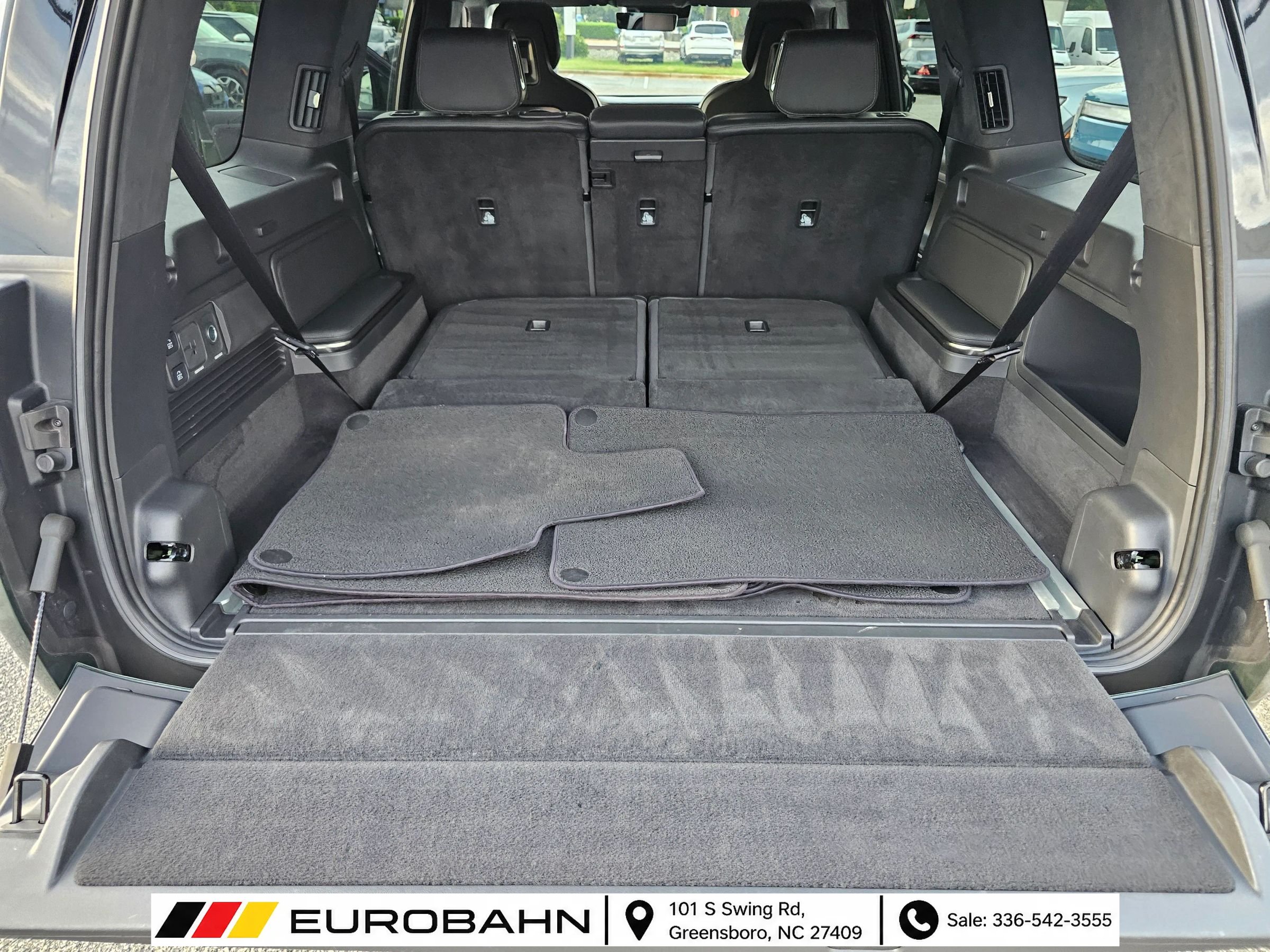 Used 2025 Rivian R1S Adventure Dual AWD/4WD image 41