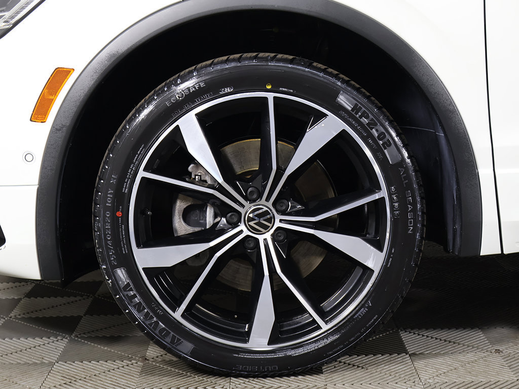 Used 2022 Volkswagen Tiguan SEL R-Line AWD/4WD image 25
