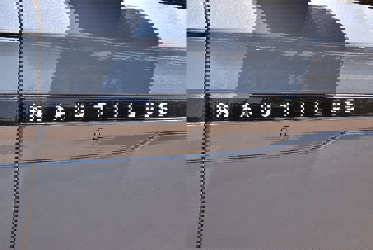 New 2025 Lincoln Nautilus Black Label w/ Jet Appearance Package image 39