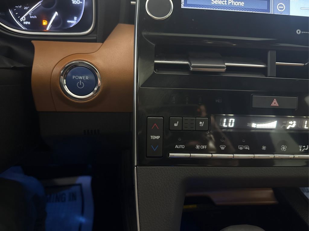 Used 2019 Toyota Avalon Limited image 35