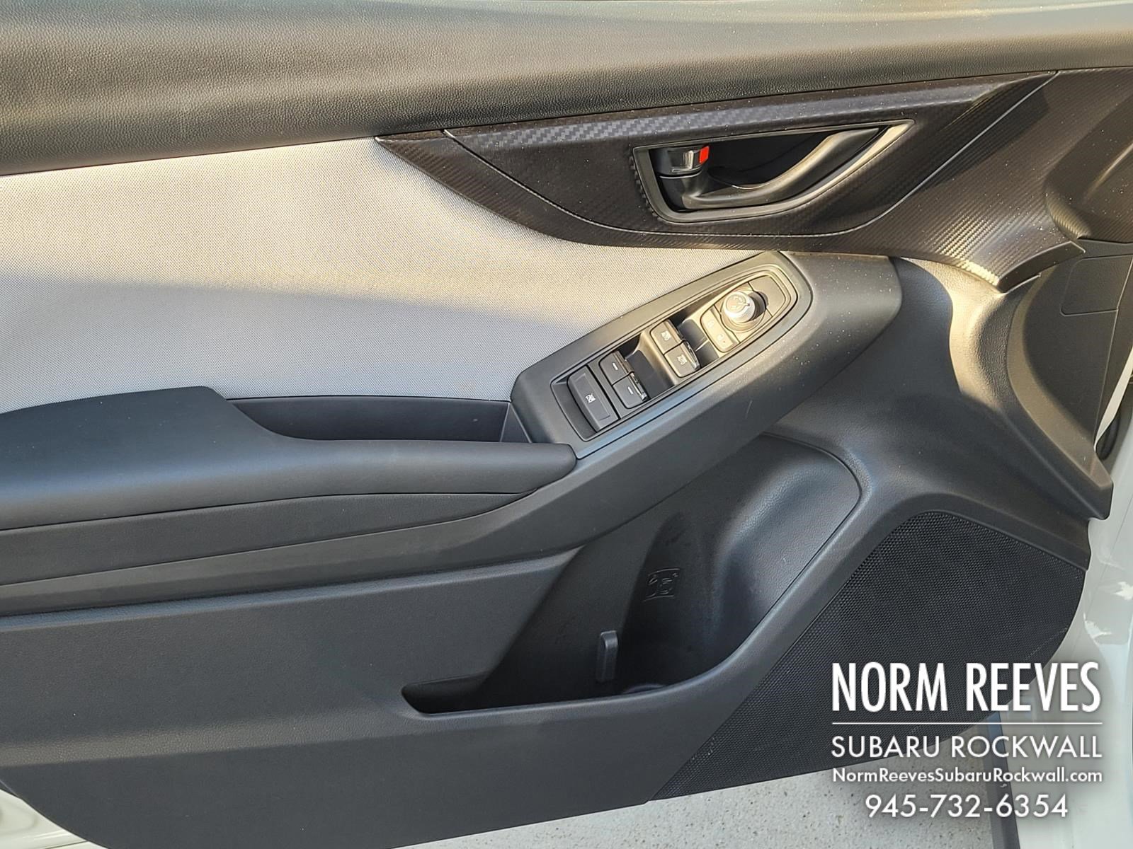 Used 2023 Subaru Crosstrek 2.0i Premium image 4