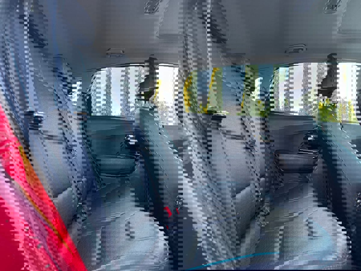 Used 2020 Kia Niro EX Premium image 19