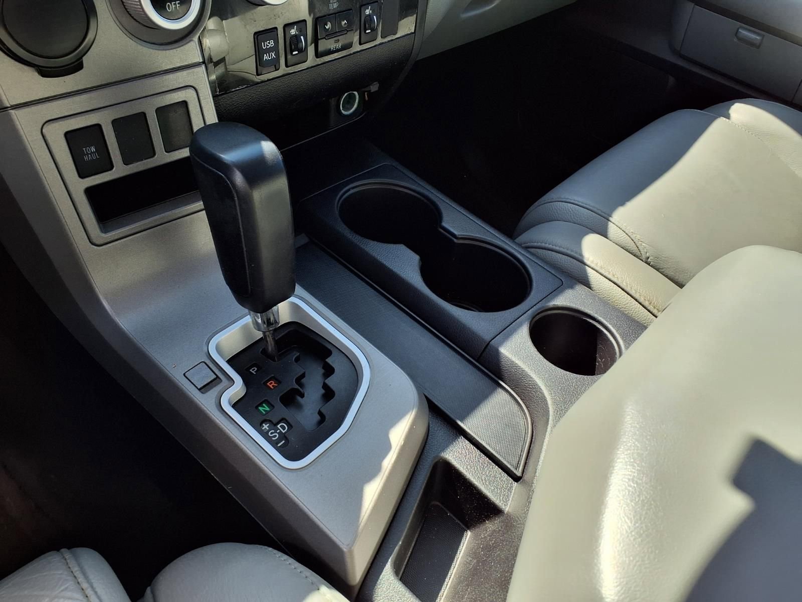 Used 2016 Toyota Sequoia SR5 w/ Premium Package image 26