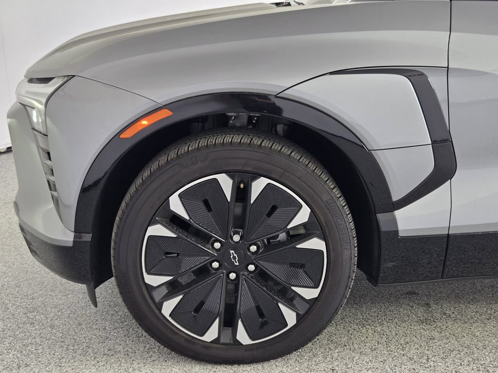 New 2025 Chevrolet Blazer EV RS FWD image 8