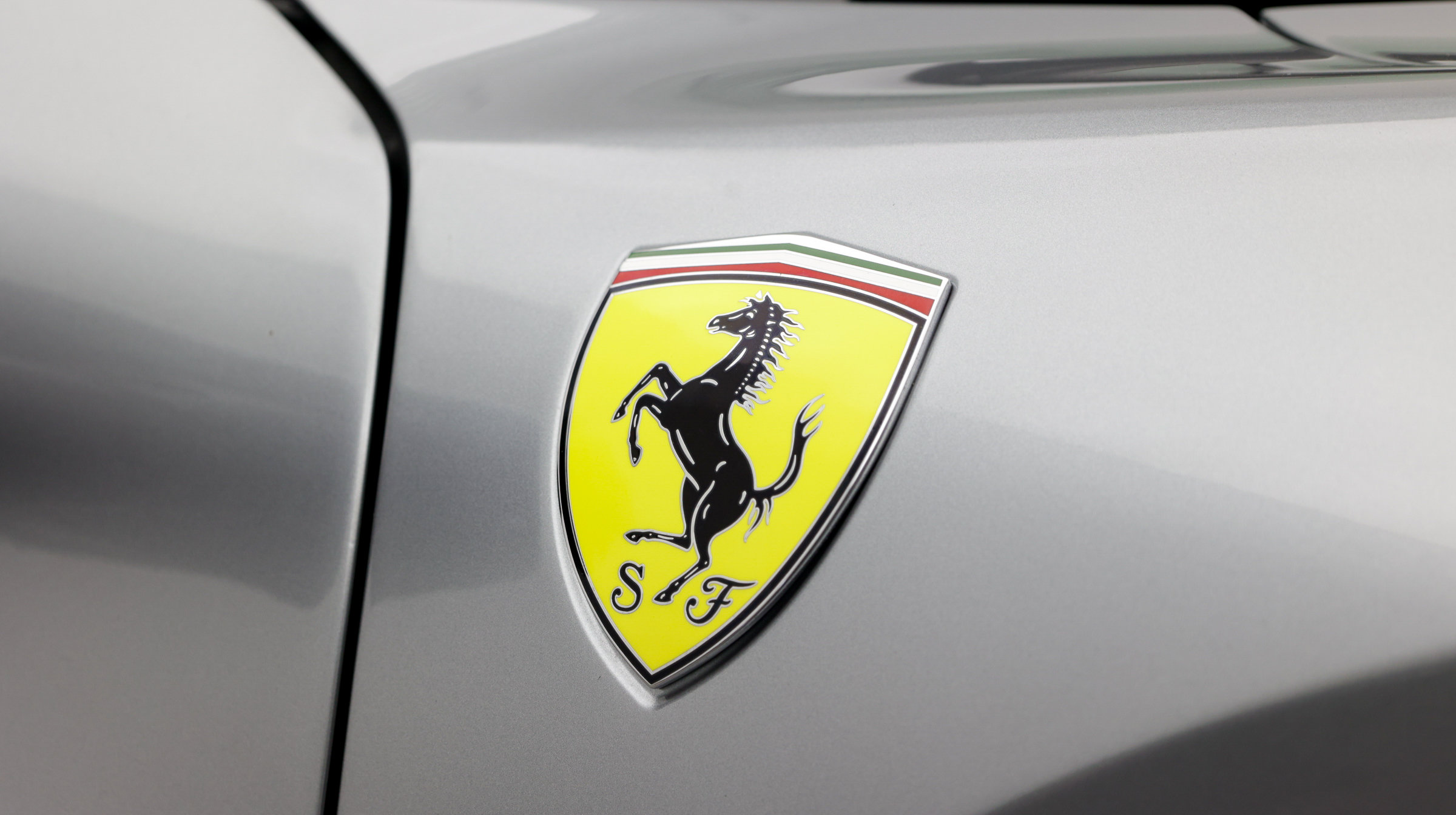 Used 2022 Ferrari 296 GTB RWD image 13