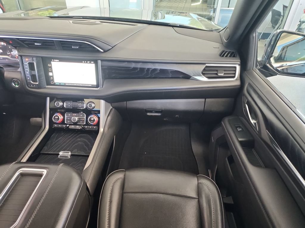 Certified 2022 GMC Yukon XL Denali AWD/4WD image 29