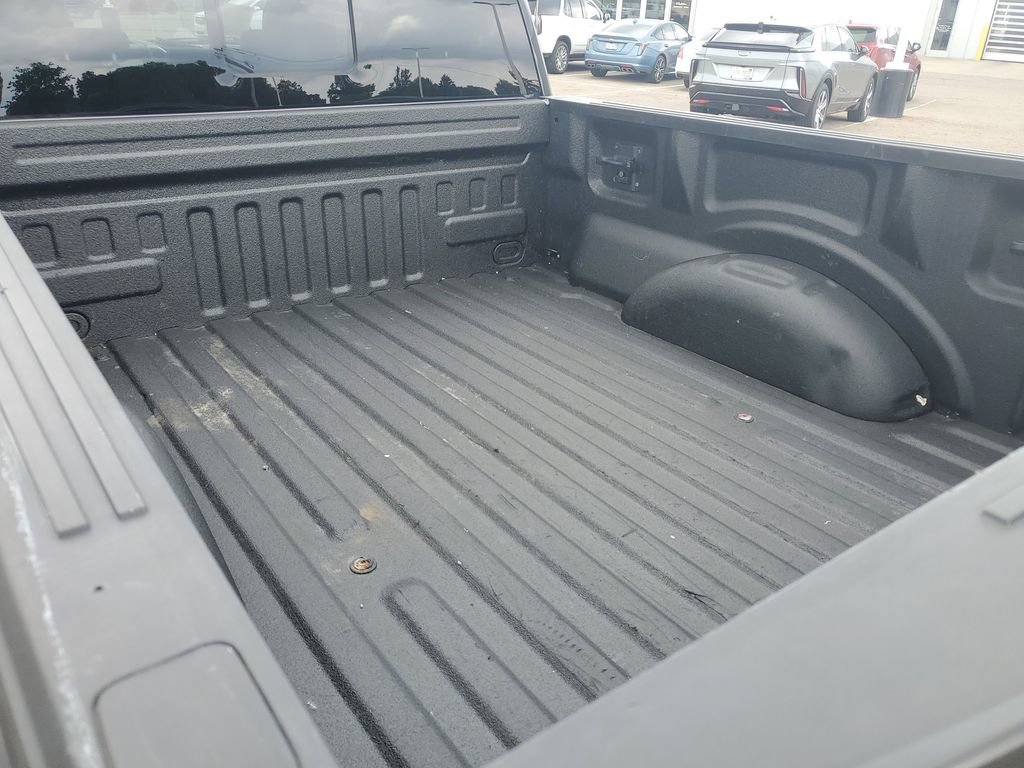 Used 2019 Ford F150 Lariat w/ Equipment Group 502A Luxury AWD/4WD image 35