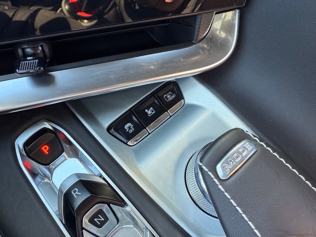 New 2025 Chevrolet Corvette E-Ray image 8