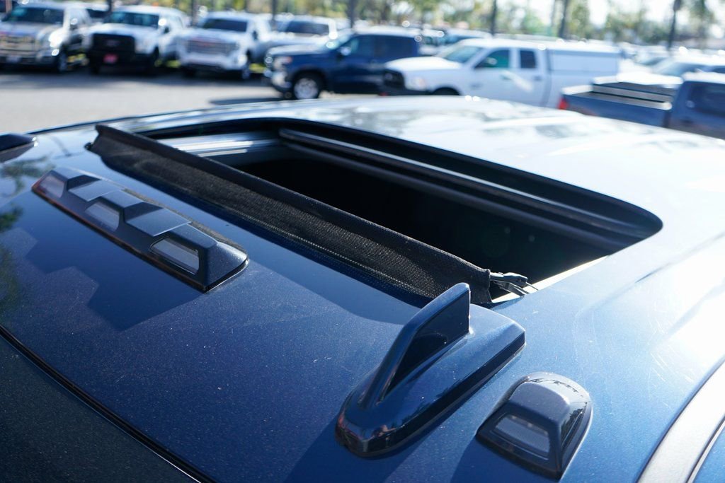 Used 2020 Chevrolet Silverado 2500 LTZ image 27