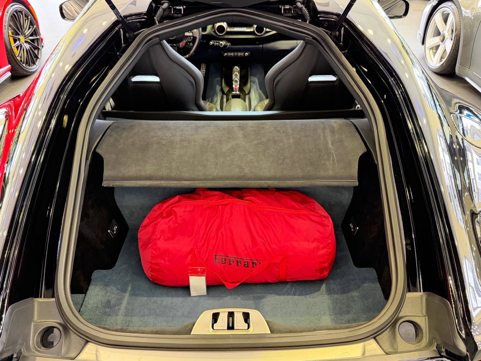 Used 2019 Ferrari 812 Superfast RWD image 48