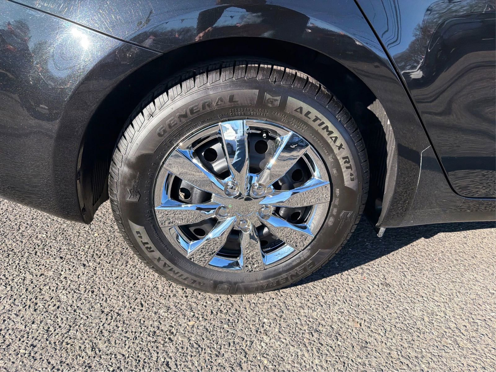 Used 2015 Kia Forte LX w/ Popular Package image 14